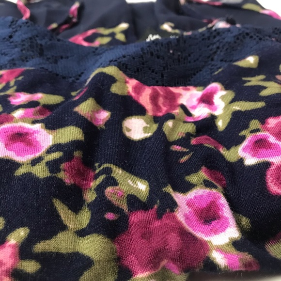 2 Tops Mason + Mackenzie Cami Sheer Floral XS - Picture 15 of 16